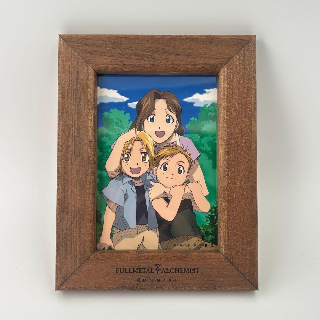 鋼の錬金術師　エド＆アル＆トリシャ　オルゴール　写真立て風