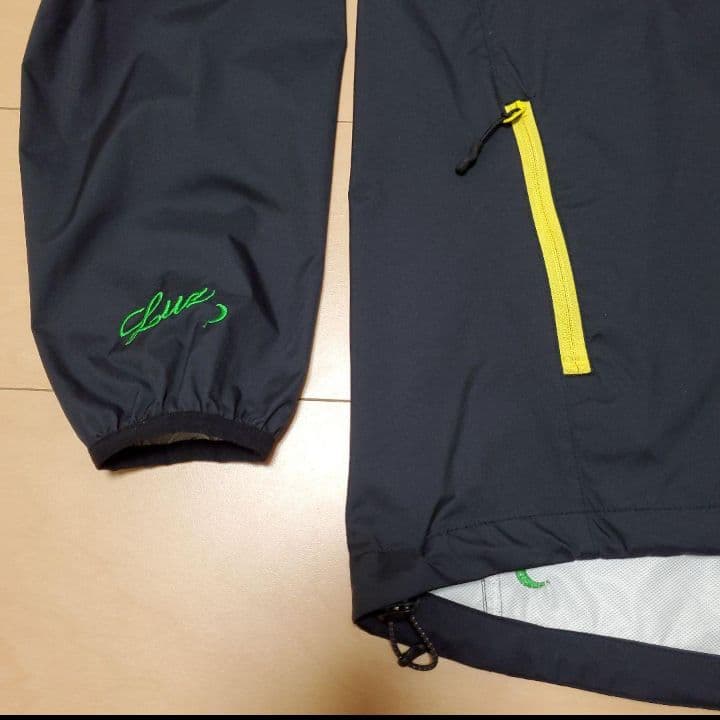 美品】ルースイソンブラ ピステ パーカー ジャケット 黒 L ピースワン