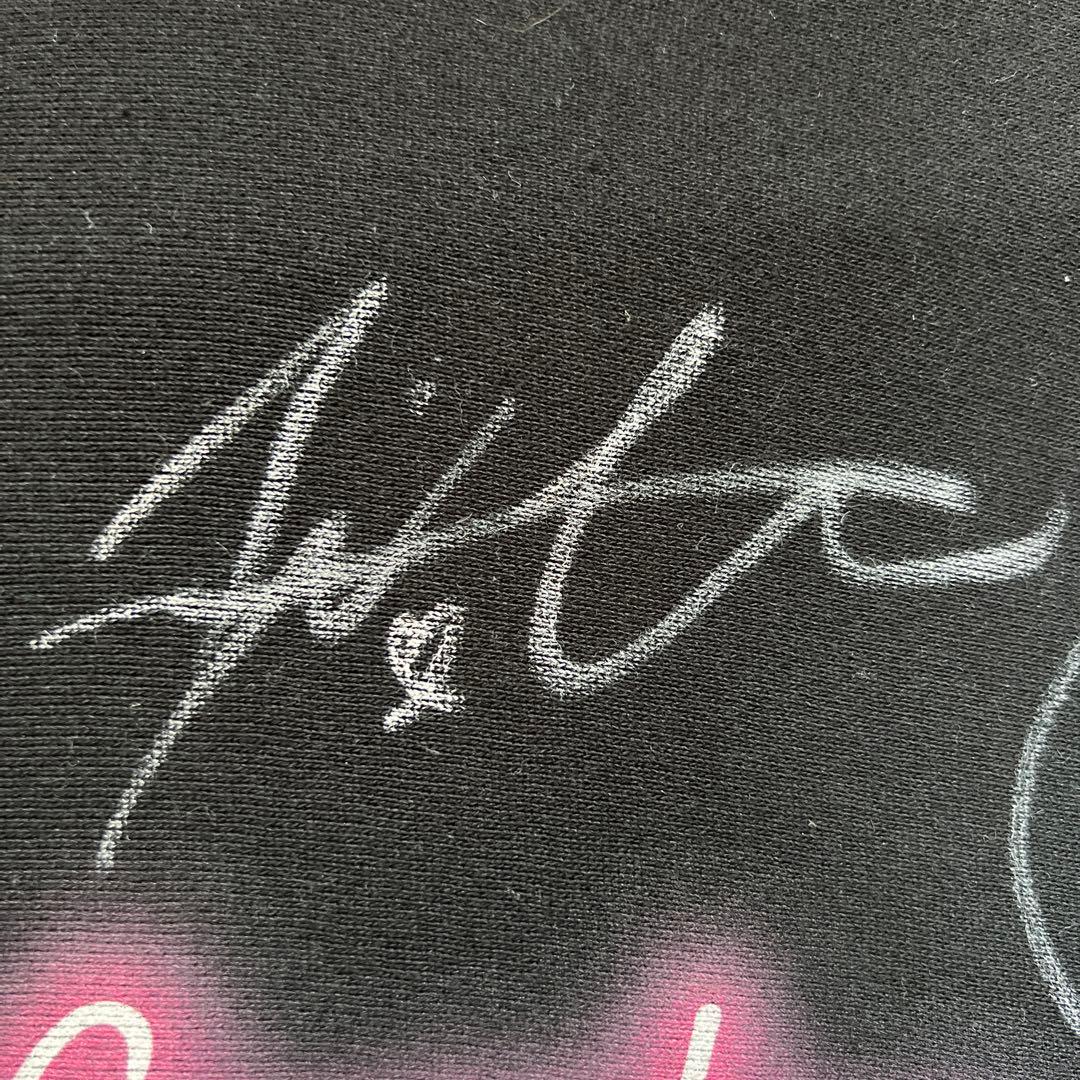 非売品 激レア HANA✖︎ボディメンテコラボパーカー 直筆サイン入り