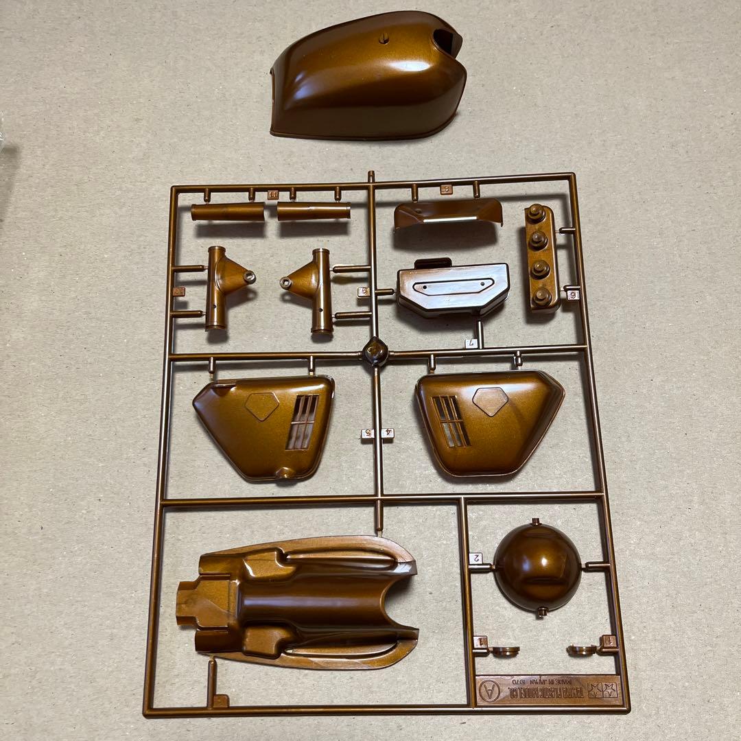 【未組み立て】タミヤ 1/6 ホンダ CB750 FOUR HONDA