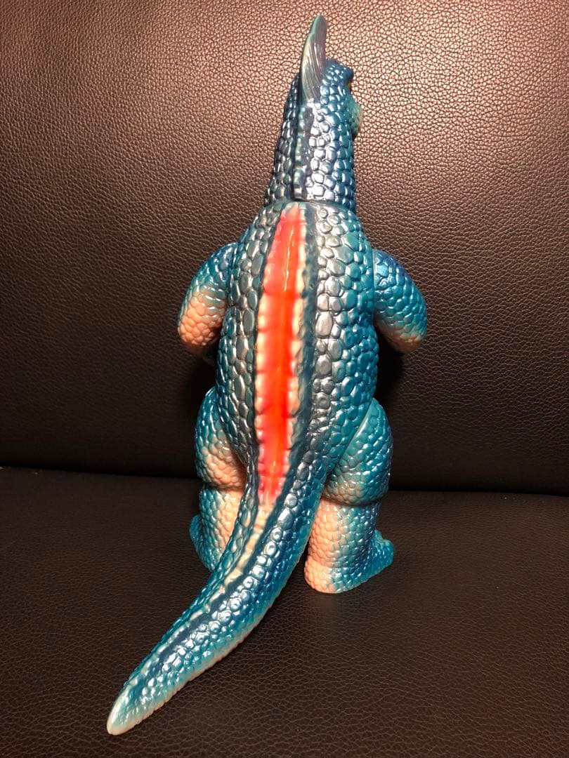 ブルマァク アーストロン　ソフビ Gカラー