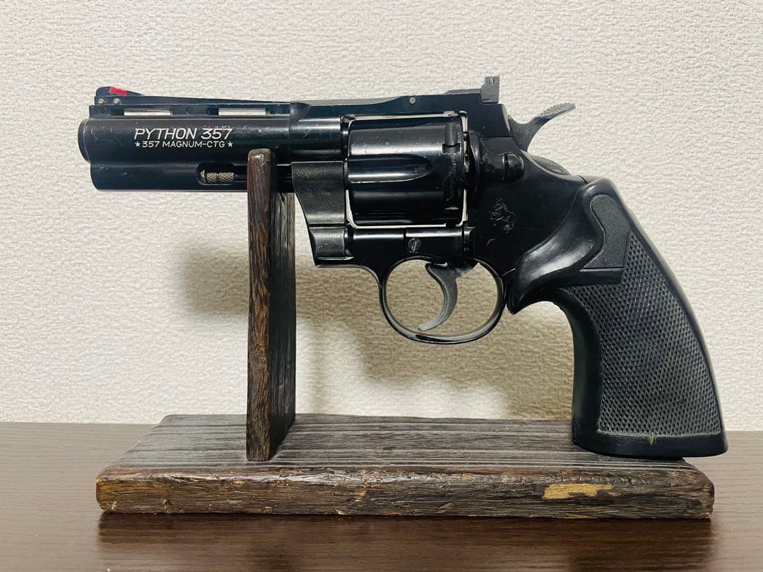 MGC コルトパイソン4インチ　モデルガン MGC] コルトパイソン 357マグナム 4インチ スーパーリアルHW/SRH 発火