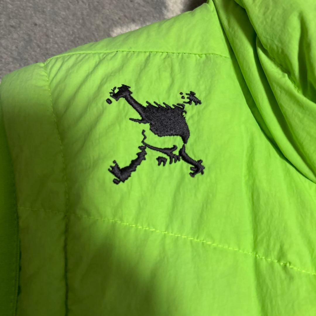 Oakley ライムグリーン ベスト - メルカリ