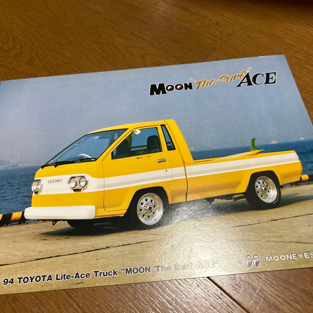 ムーンアイズ　フライヤー　トヨタピックアップ