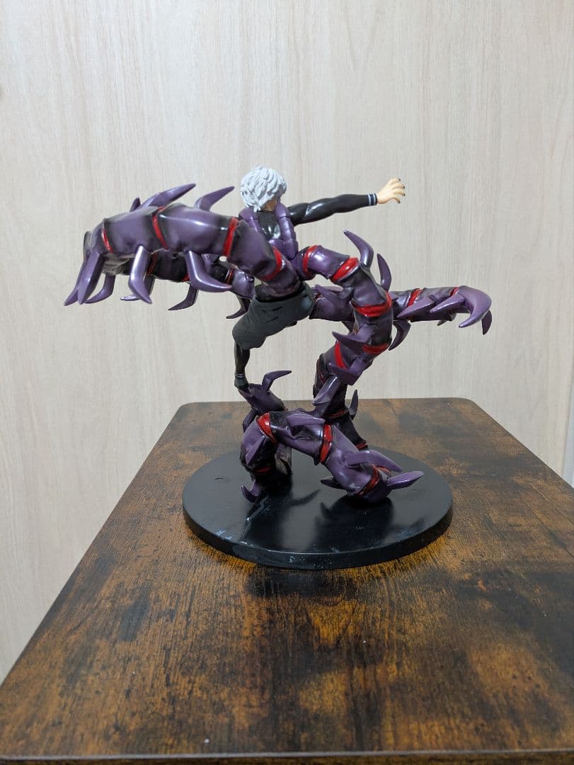 ④ 東京喰種　金木研　ムカデ　半赫者　隻眼　フィギュア　百足　約28cm　海外製