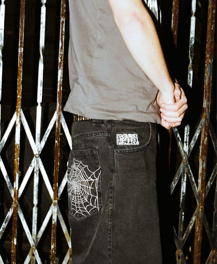 earl skateboards デニム 黒 bigboy sk8 値下できます - メルカリ