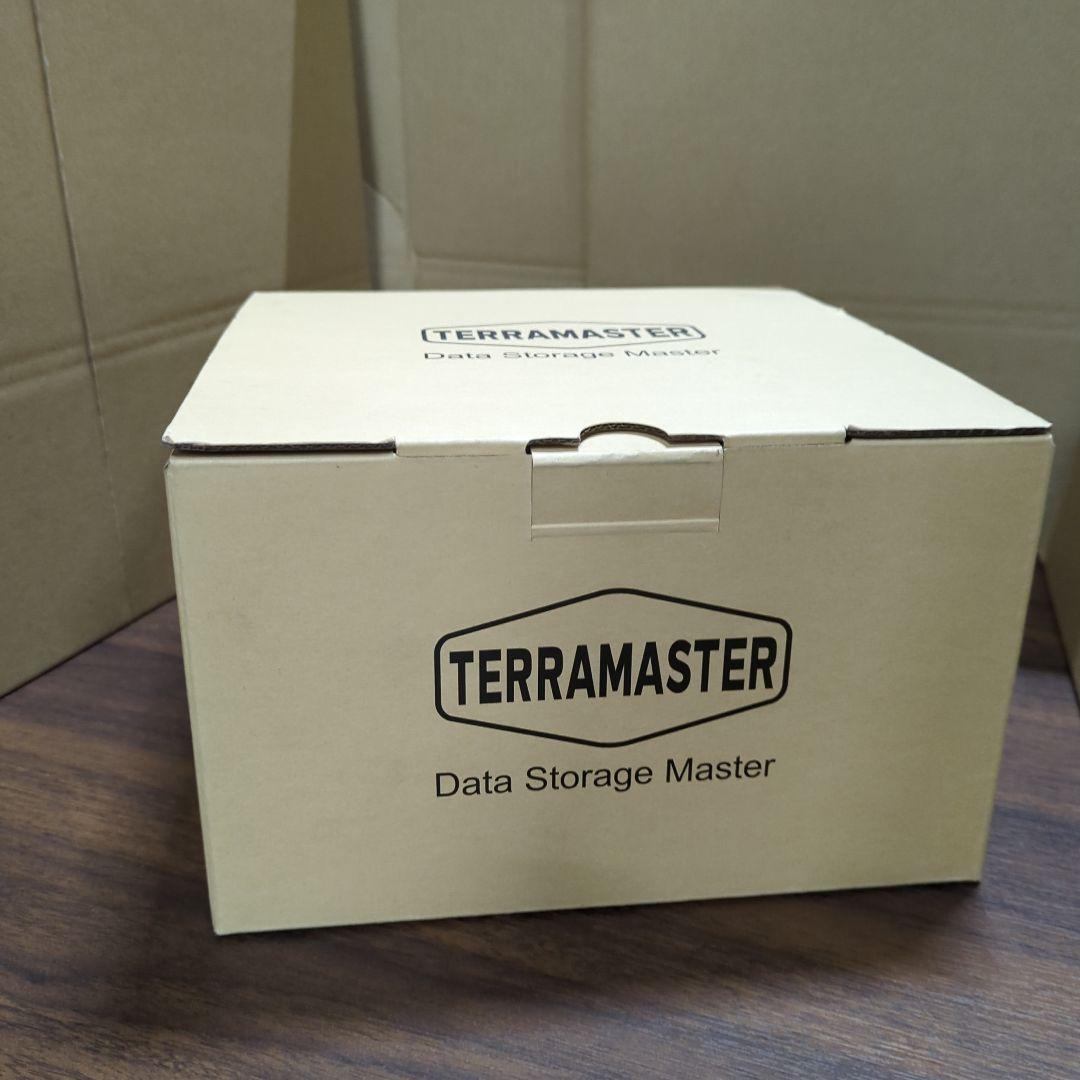 TerraMaster F2-221 2ベイ NAS 2.0GHz