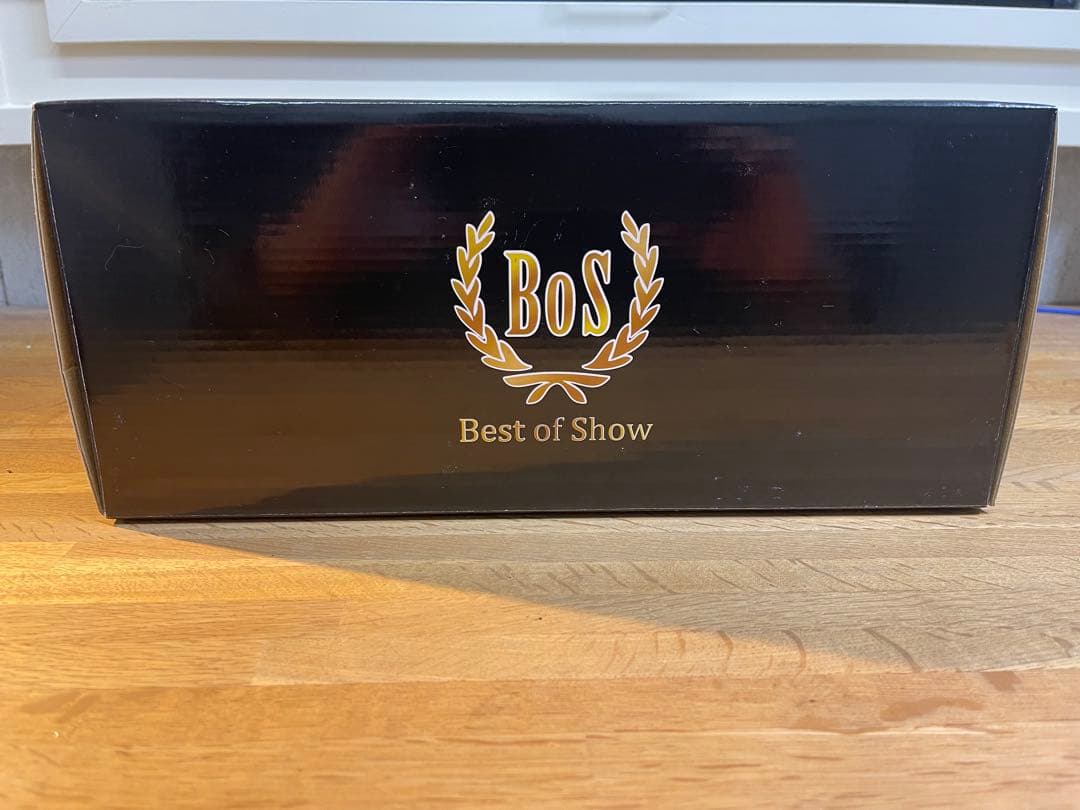 BoS Models メルセデス・ベンツ W124 300TE レッド 1/18