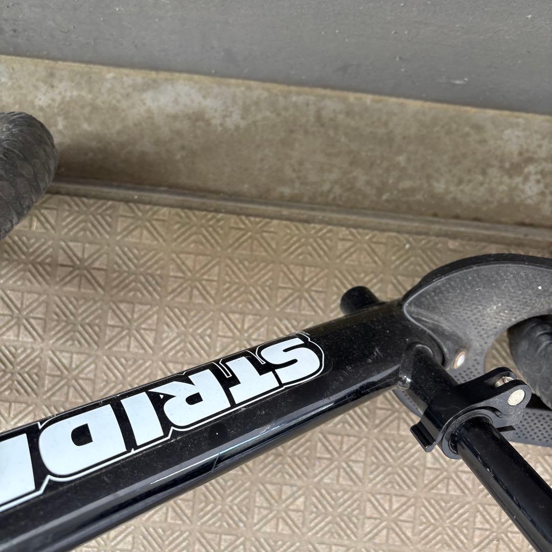 箱説明書スタンド付】STRIDER 黒 12Sport ストライダーの通販はau PAY