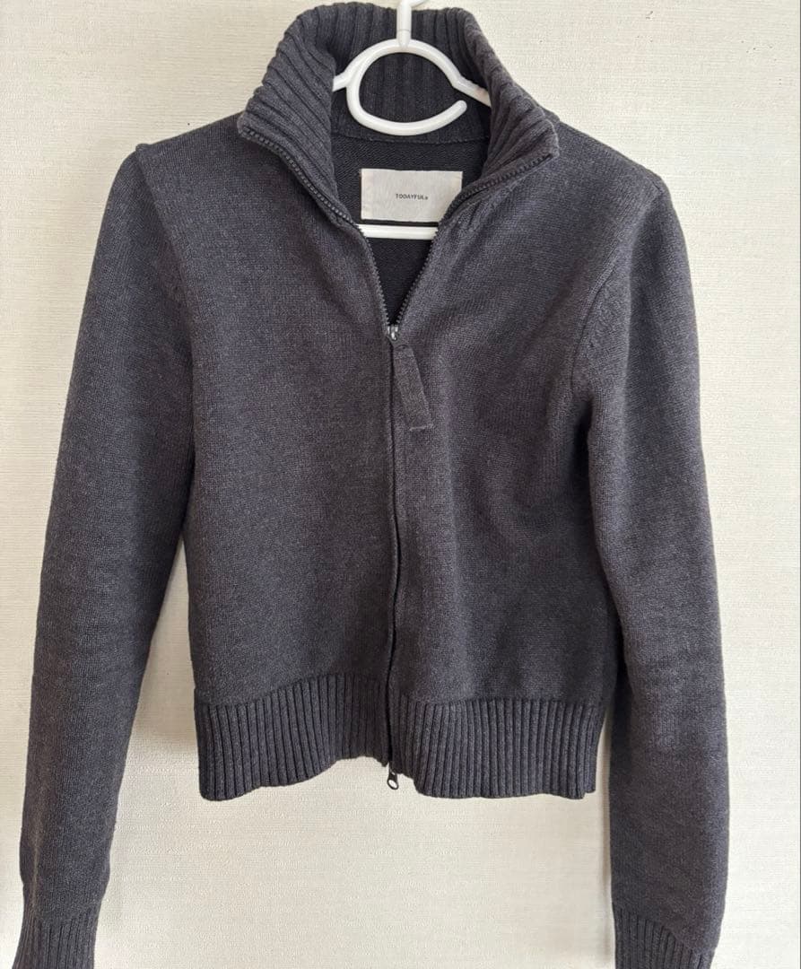 todayful Compact Zip Knit - メルカリ