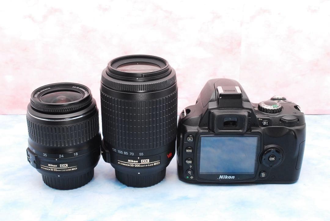 Nikon D40✨一眼レフカメラ✨S数少✨望遠レンズ付Wレンズ