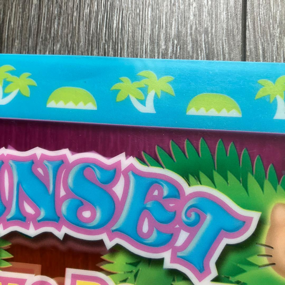 d*2様 ハローキティ サンセットクリアファイル 日焼けキティ サンリオ