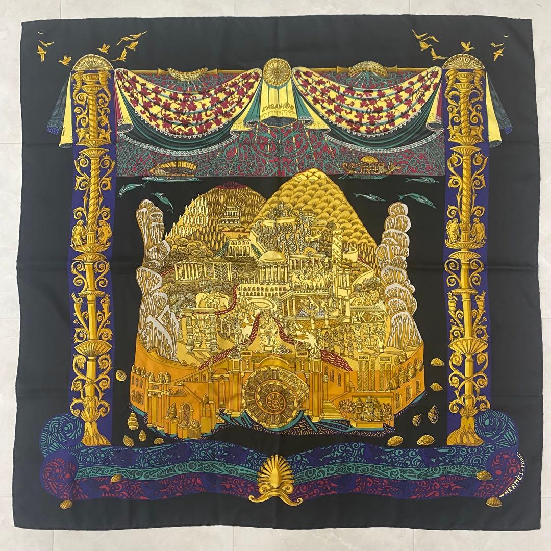 HERMES エルメス カレ90 L'Atlantide 黒ゴールド シルク 中古・古着通販】HERMES (エルメス) スカーフ カレ90 アトランティス