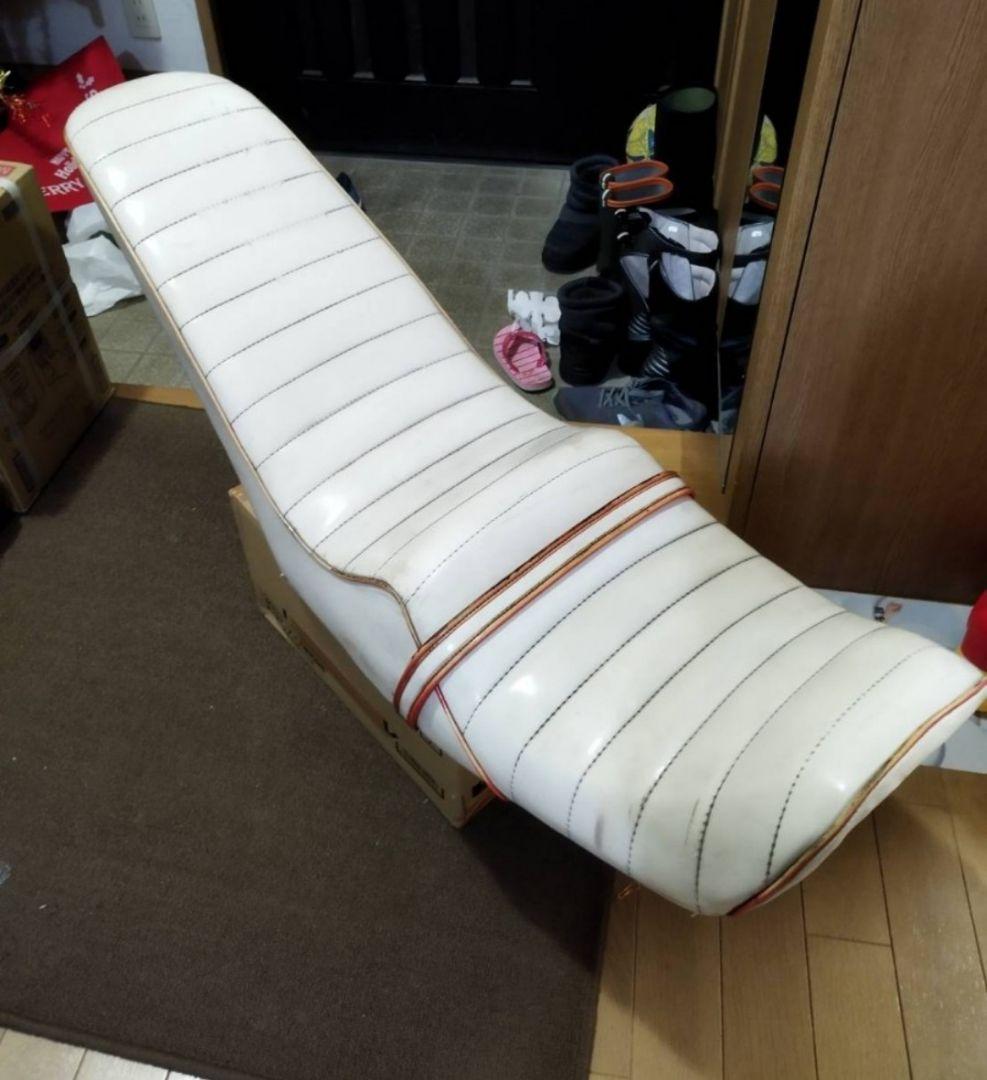 CBX400F/CBX550Fヤラレ三段シート当時物 - メルカリ