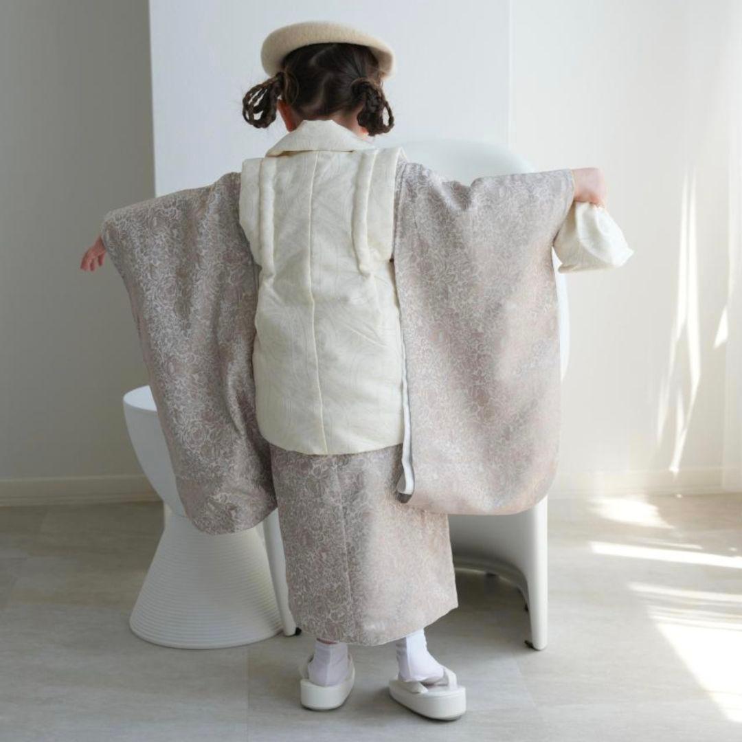 ❀大人気❀　早期完売品　新品未使用　清楚系　ピーチアイボリー　女の子　男の子