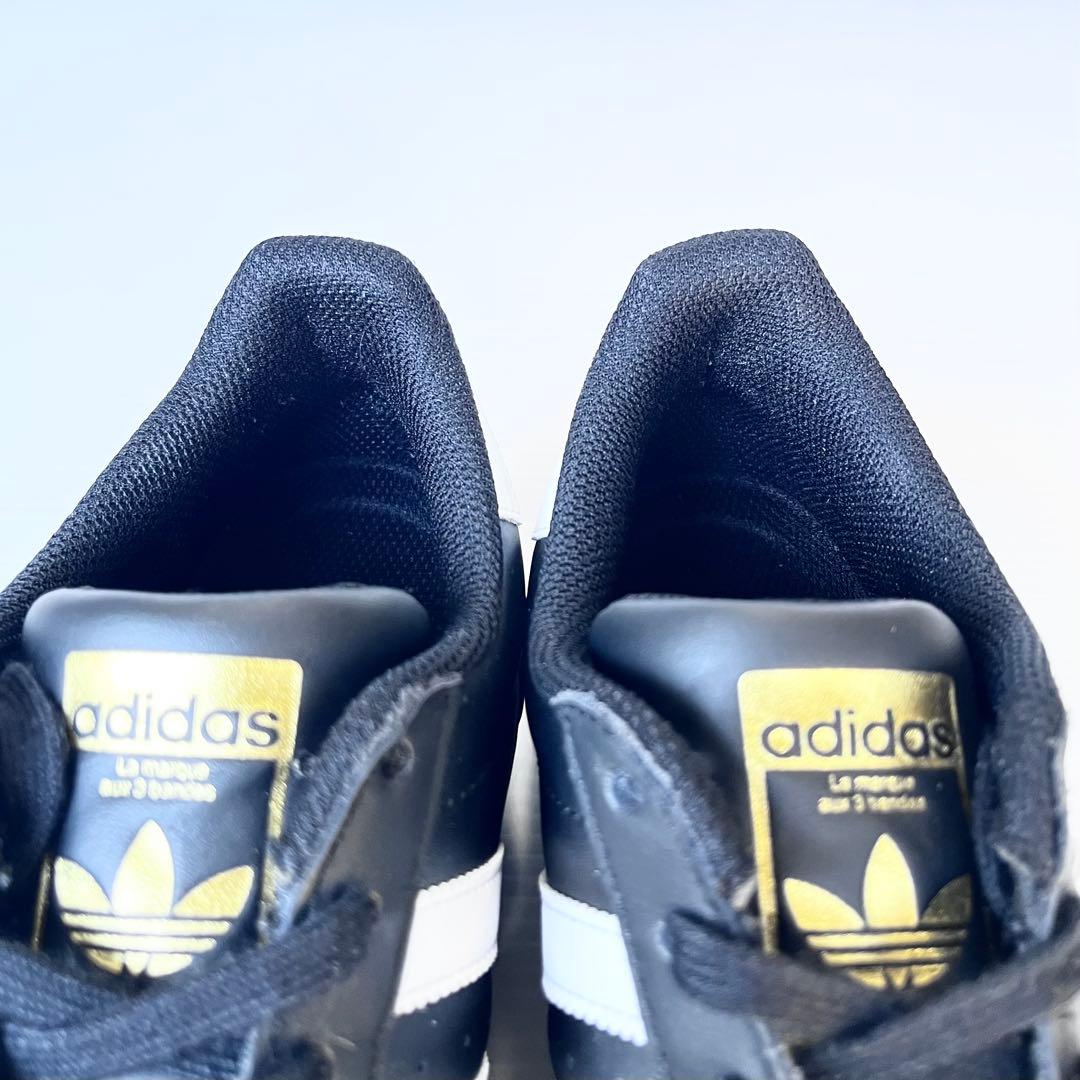 未使用級✨ アディダス スーパースター スニーカー 25cm 黒 4959