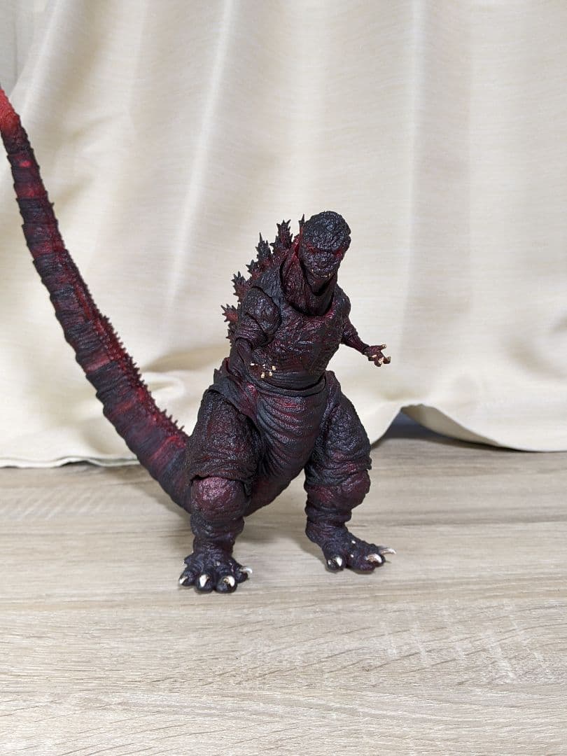 S.H.MonsterArts ゴジラ (2016) 夜間戦闘Ver.