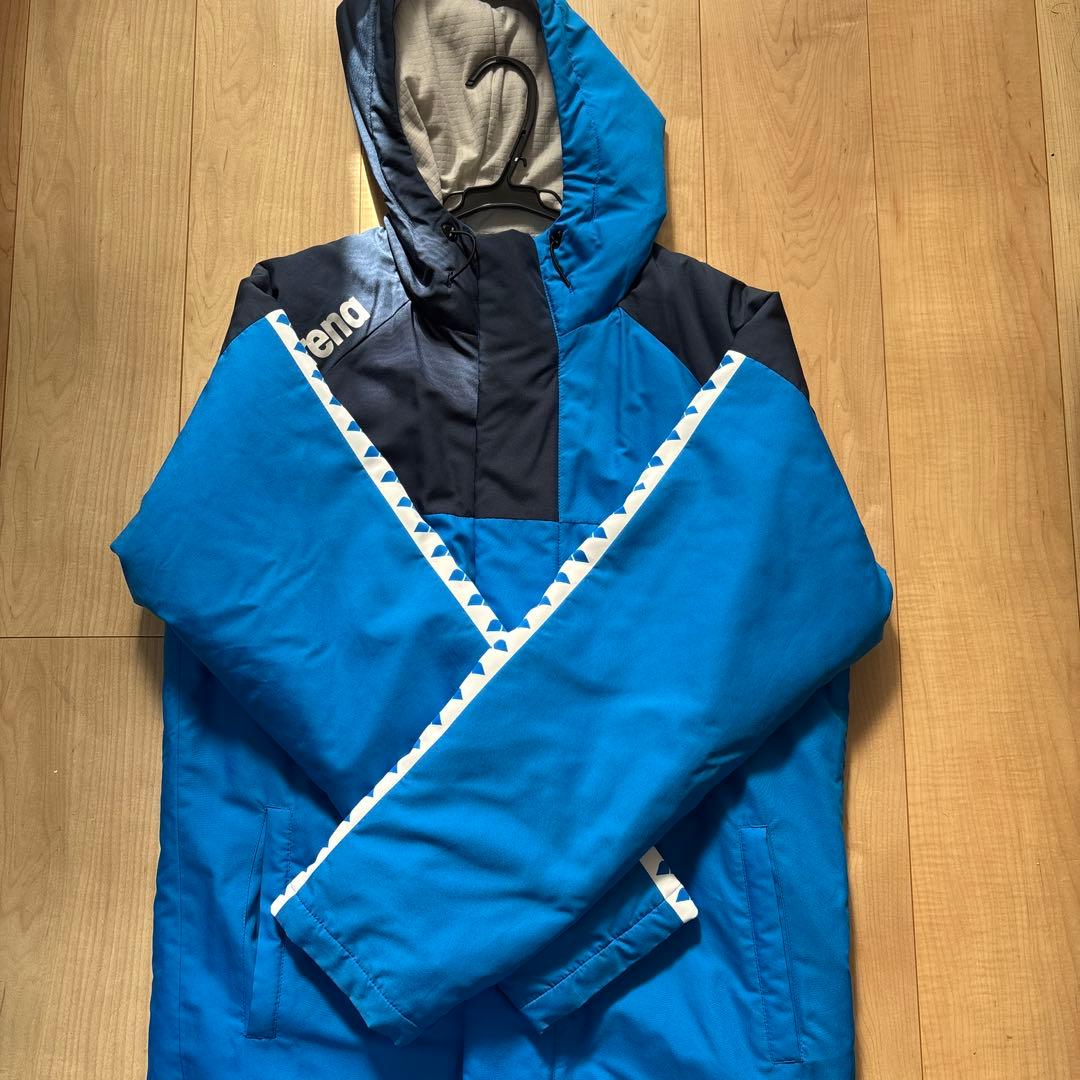 arena フード付きベンチコート 青・黒 arena フード付きロング ベンチ