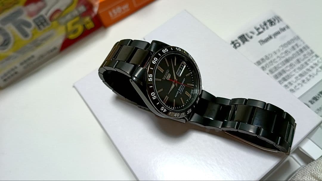 数回使用SEIKO5（セイコー5）黒い稲妻SNKE03KC保証書あり - メルカリ