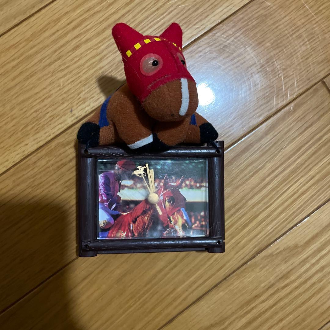 時計　ぬいぐるみ　ビワハヤヒデ　マーベラスクラウン　ヒシアマゾン　AVANTI