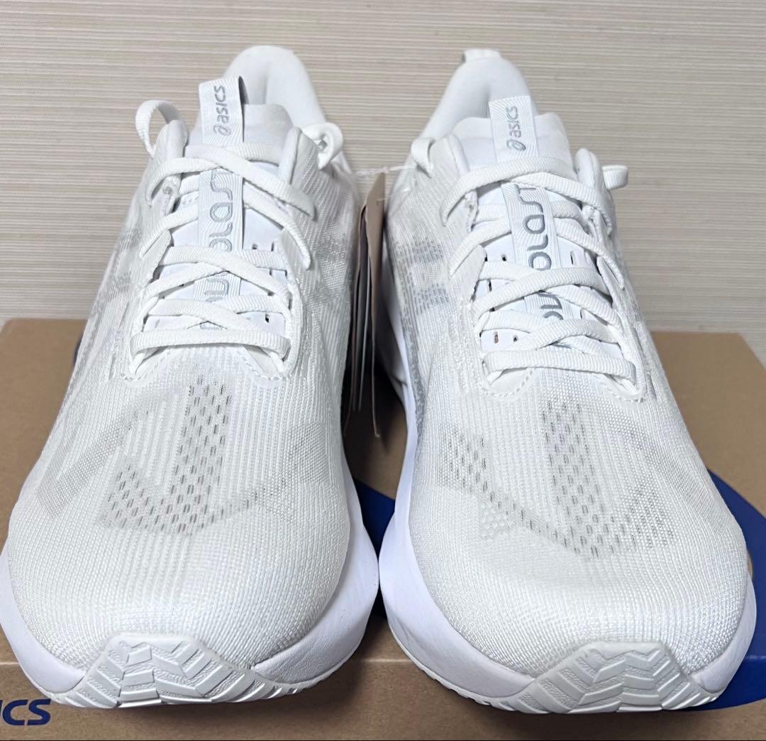 ぽ*ら様 ASICS NOVABLAST5 27.5cm アシックス　ノバブラス