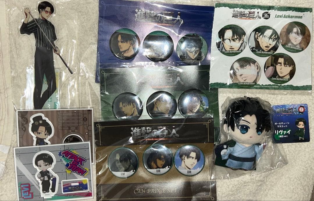 進撃の巨人　リヴァイ　縁日　ぬいぐるみ　缶バッジ　アクリルスタンド　まとめ売り 進撃の巨人_縁日 アクリルスタンド リヴァイ（ミニキャラ） | 公式