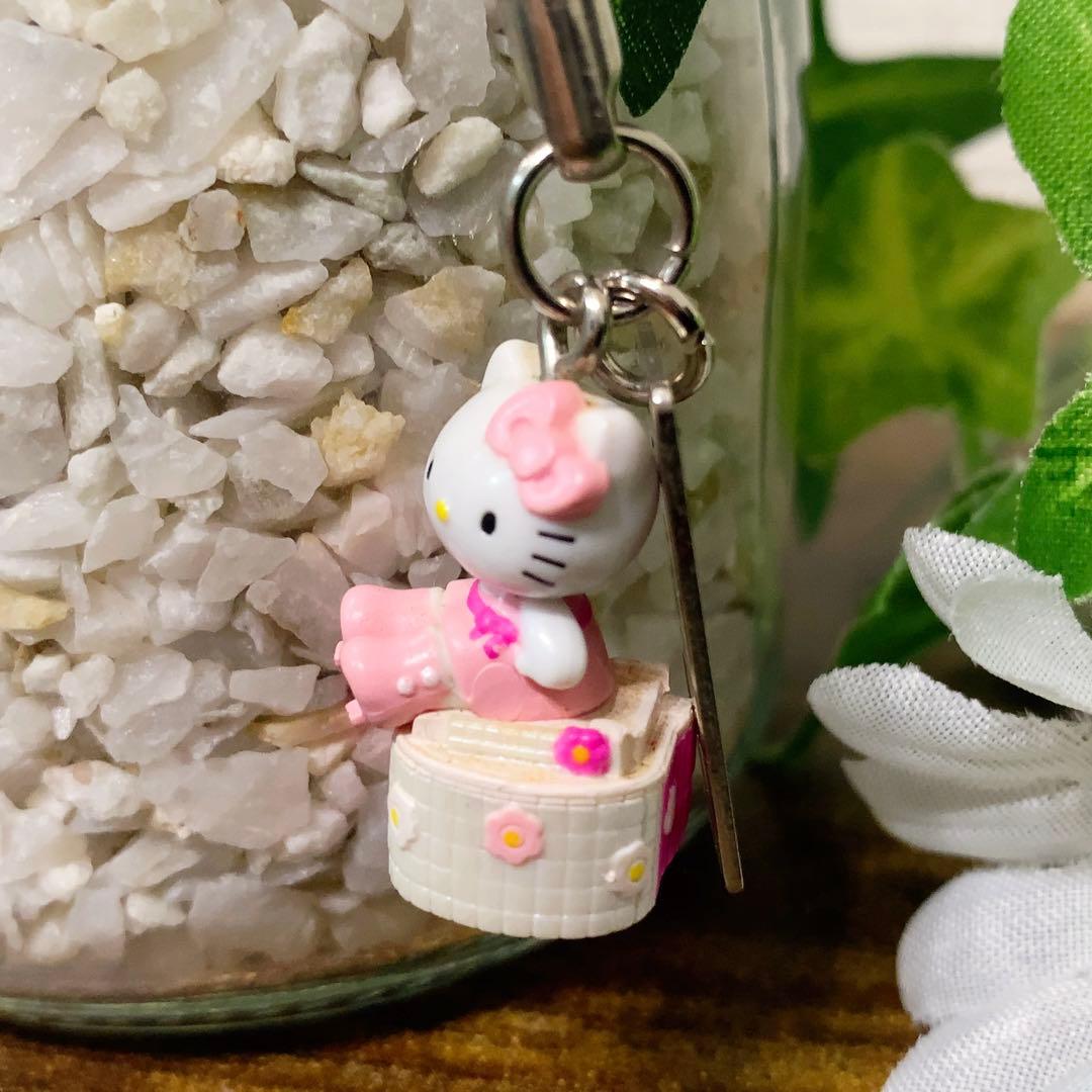 り*ご様 【希少レア】ご当地キティ テレビ朝日 根付 ストラップ 限定品