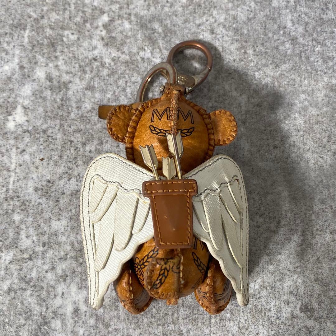 MCM キーホルダー チャーム くま ベア エンジェル ヴィセトス柄 レザー