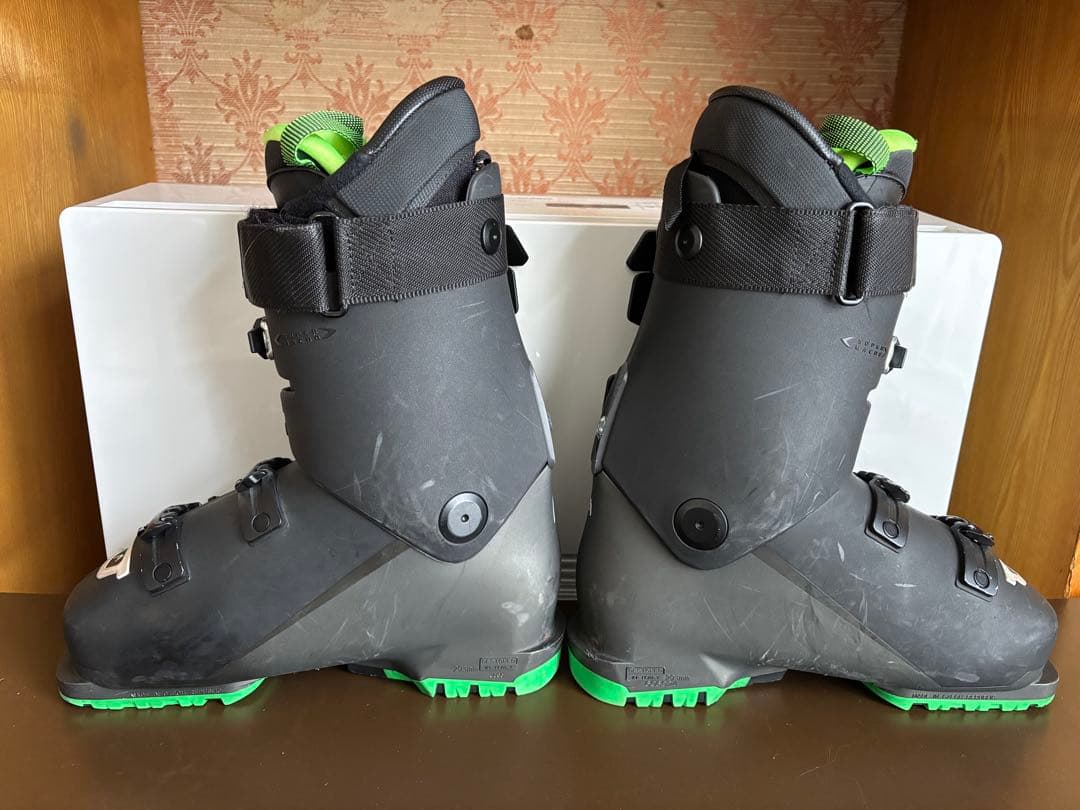 HEAD VECTOR EVO 120スキーブーツです。ブラック/グリーン - メルカリ