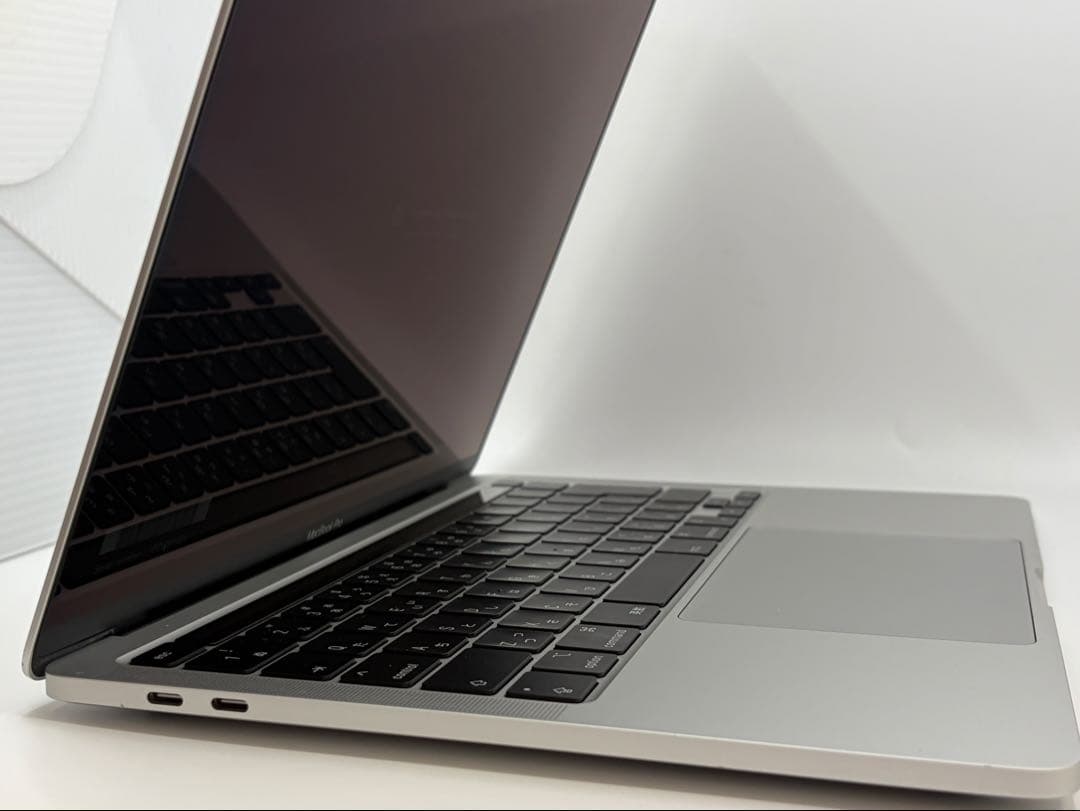 MacBook Pro 13インチ2022 M2 シルバー - メルカリ