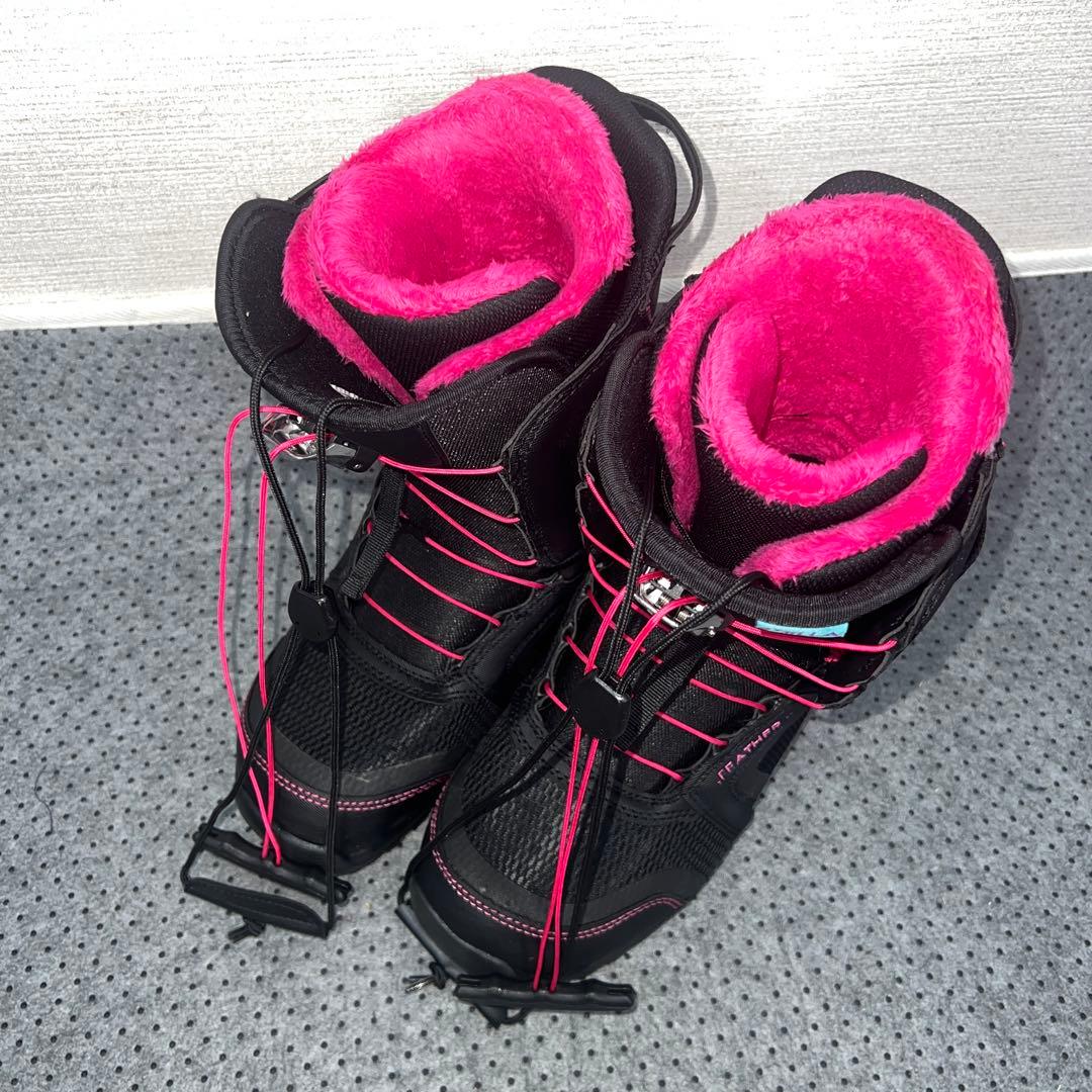 数回使用 レディース 24cm STELLA FEATHER スノーボードブーツ - メルカリ