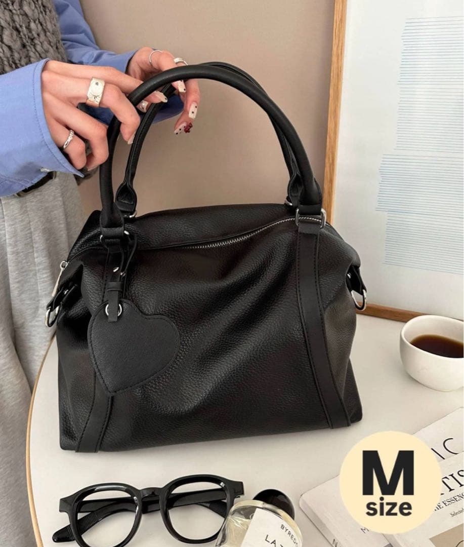 DISCOAT ディスコート ミラーチャーム付きソフトボストンバッグ　ブラック ミラーチャーム付ソフトボストンバッグ（ボストンバッグ）｜DISCOAT