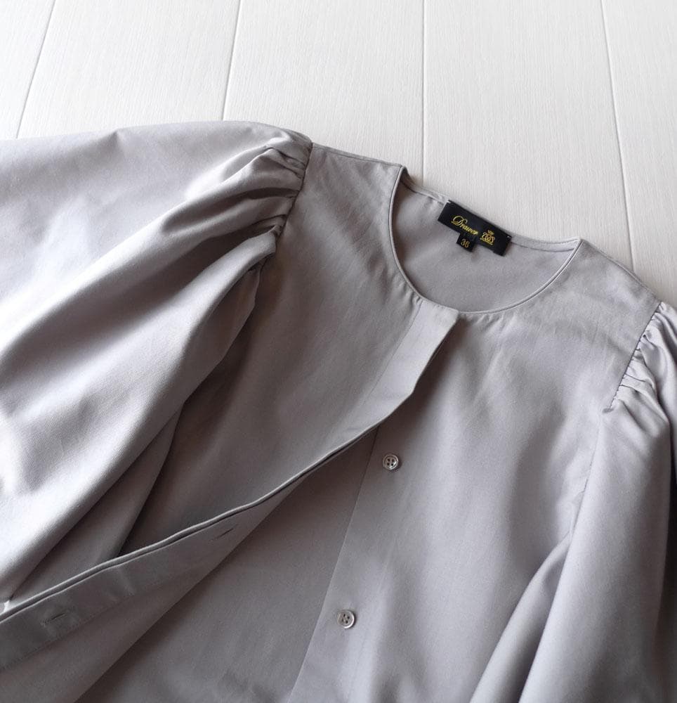 □専用□美品 ドゥロワー 定価7,4万 フレアスリーブのブラウス Drawer