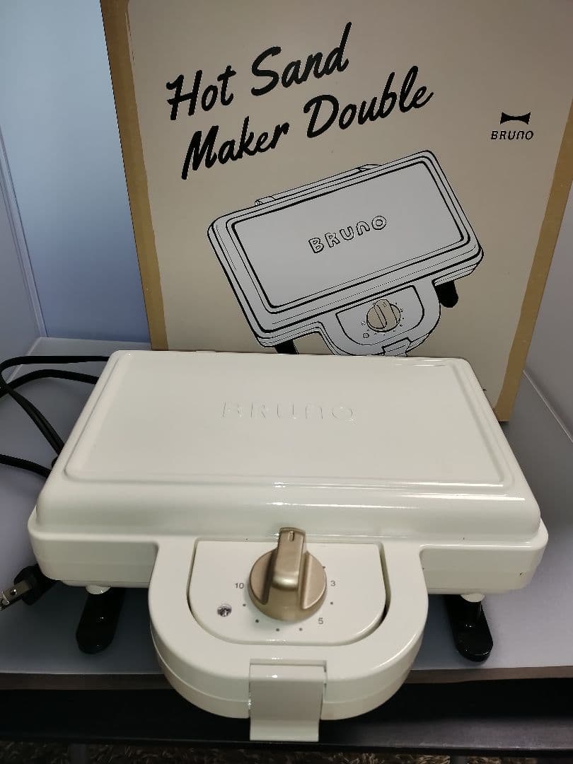 BRUNO ホットサンドメーカー ダブル BOE044 [ホワイト] - メルカリ