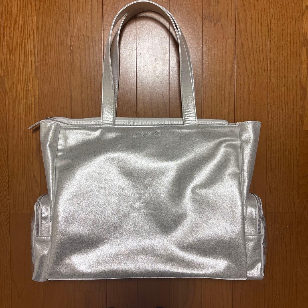 seventeen new DECO BAGツアーバッグ - メルカリ