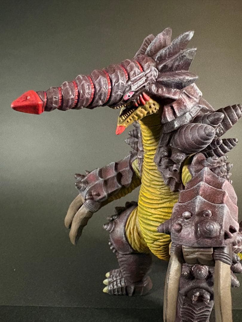 ウルトラ怪獣　グライムＡ　ソフビ リペイント