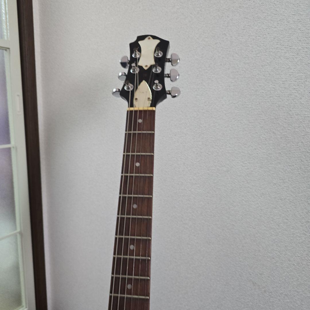 エレキギター、ゼマィティス、レプリカです。