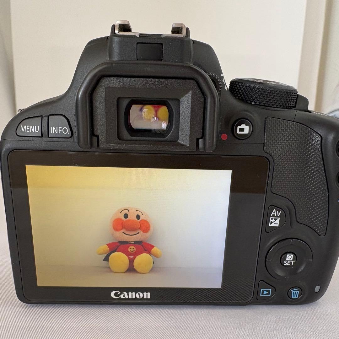 ショット数182回✨Canon kiss X7✨ダブル✨高速手振れ補正✨一眼レフ