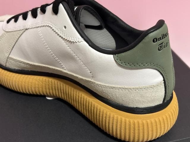 Onitsuka Tiger スニーカー DELECITY 27.5cm 新品