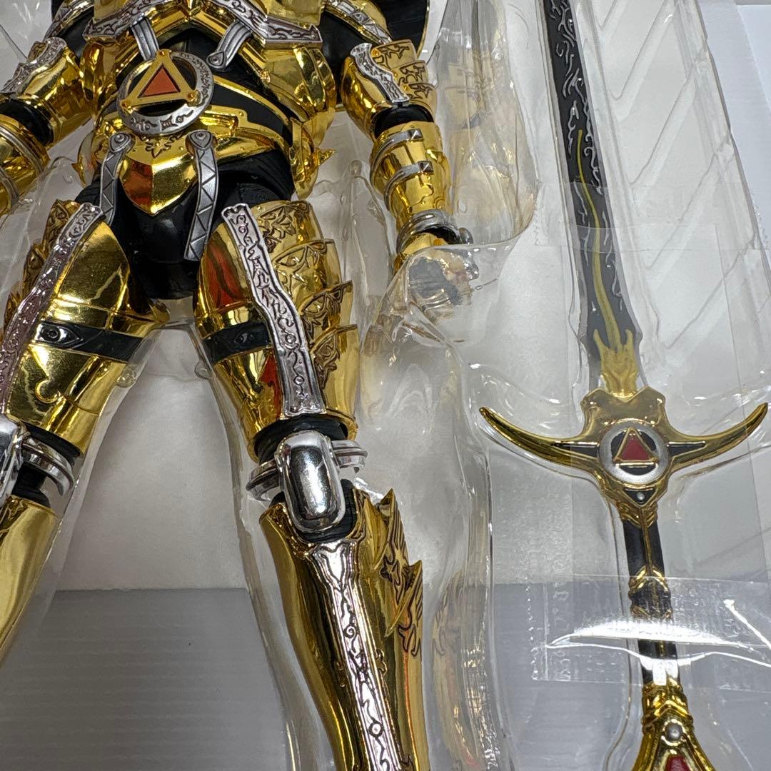 白*狗様 特価品　キラメキビト煌人　魔戒騎士ガロ　牙狼　12インチ　黄金騎士