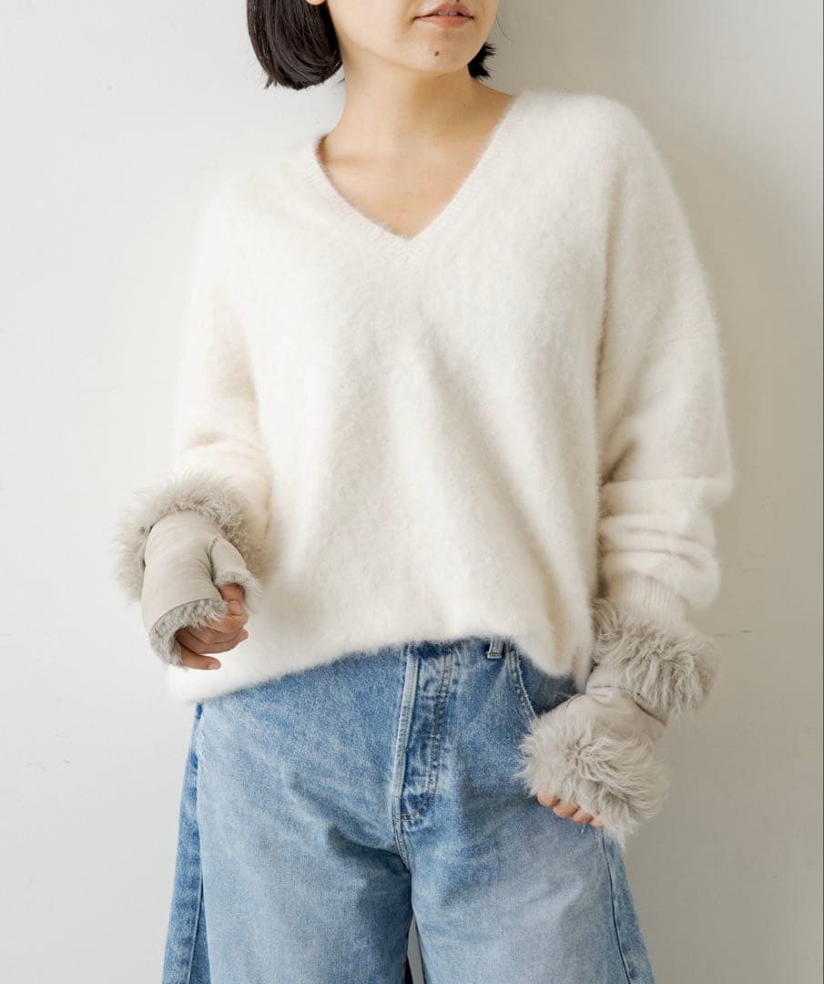 美品 whim gazette FOXY Vネックプルオーバー カシミヤウール - メルカリ