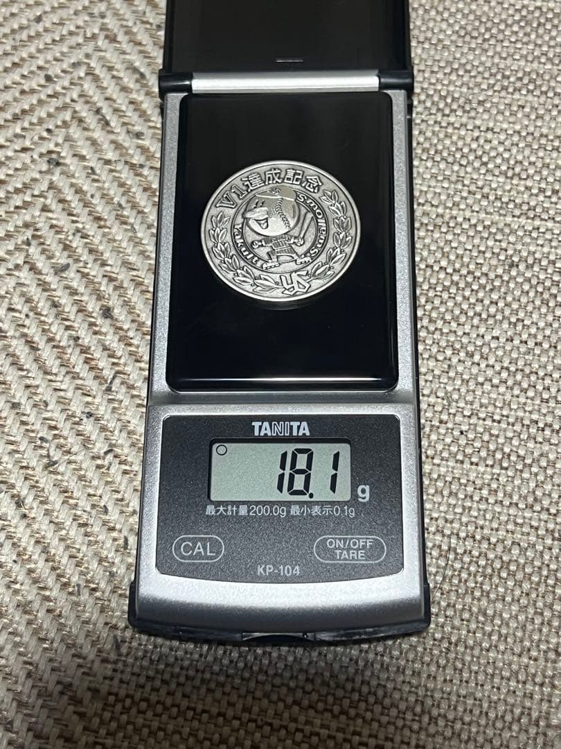 ヤクルトスワローズV1達成記念 メダル 1978年 純銀製 - メルカリ