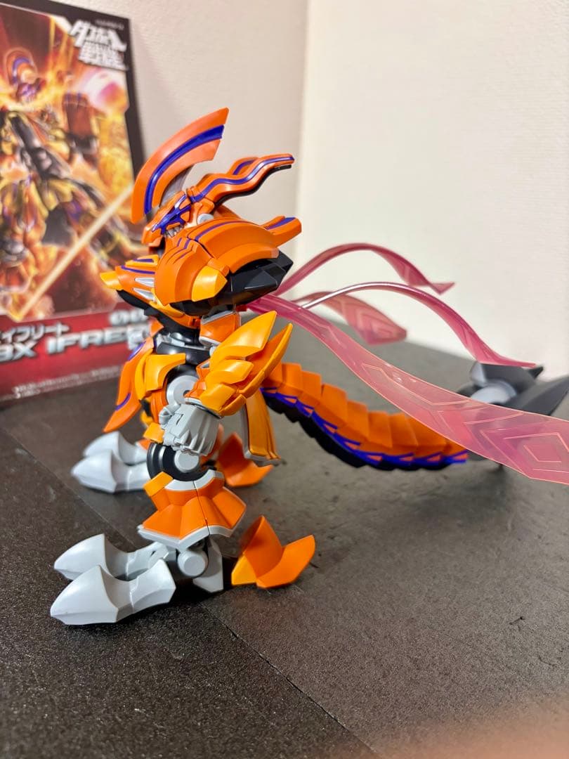 ハイパーファンクション LBXイフリート　ダンボール戦機　プラモデル