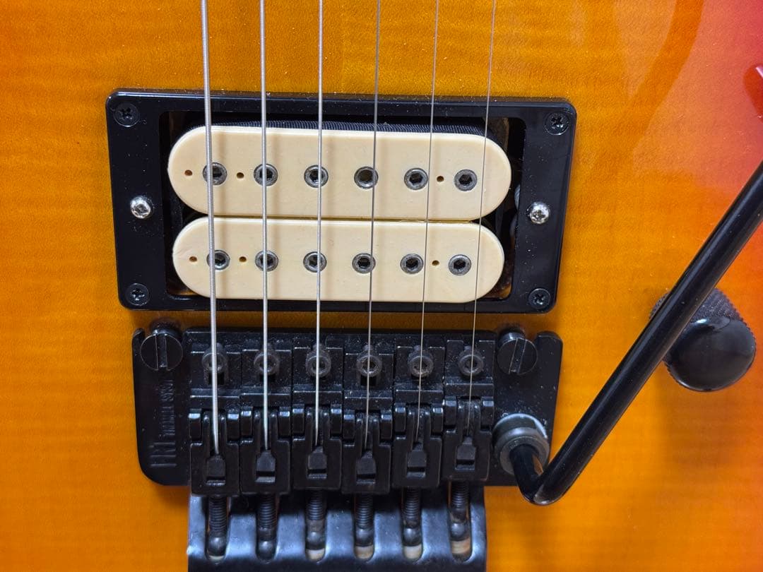 レア！　FERNANDES FR-85 チェリーサンバースト