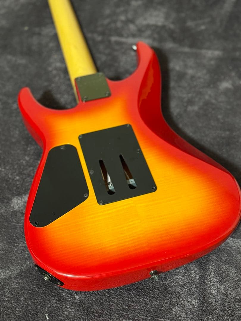 レア！　FERNANDES FR-85 チェリーサンバースト