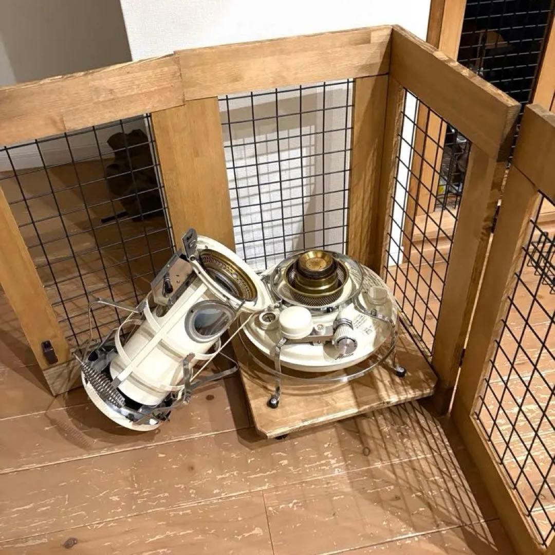 オーダー品】ウッドガード&キャスター アラジンストーブにピッタリ