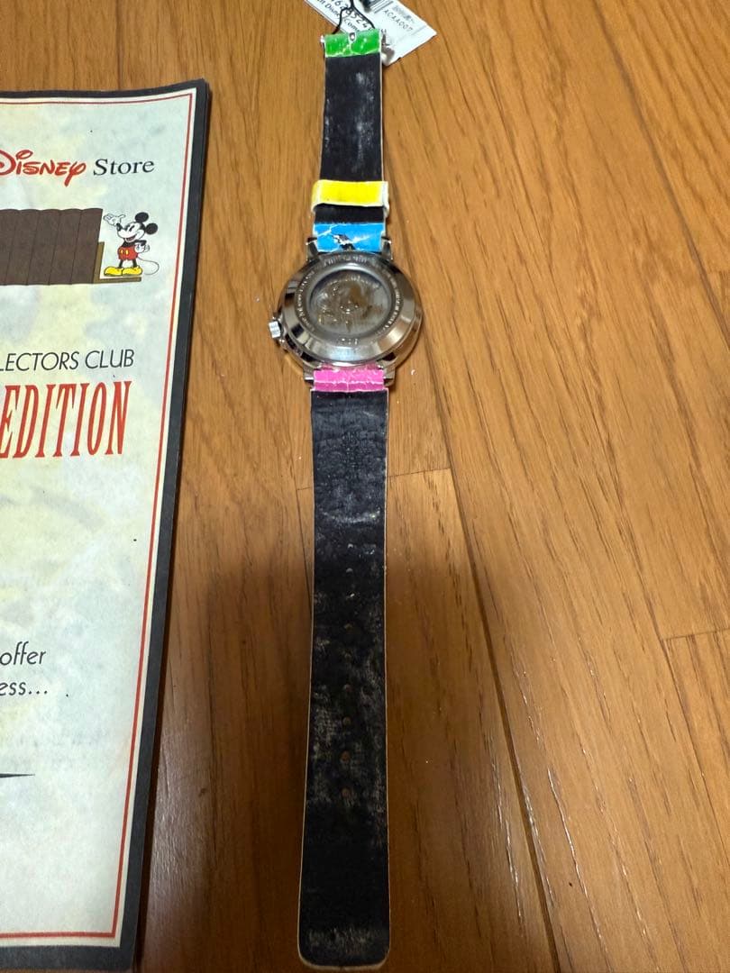世界で限定1993個ディズニーウォッチLIMITED COLLECTIONS