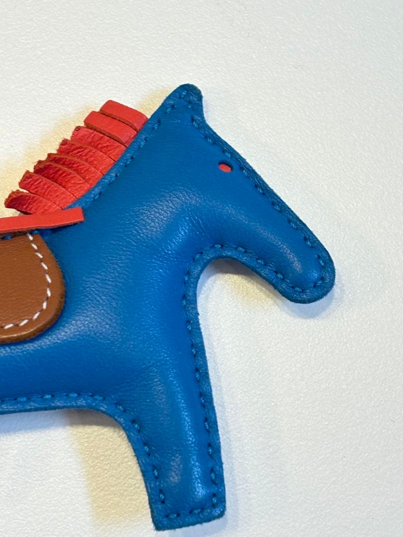 美品エルメスロデオPM バッグチャームアニョーミロ ブルーザンジバル