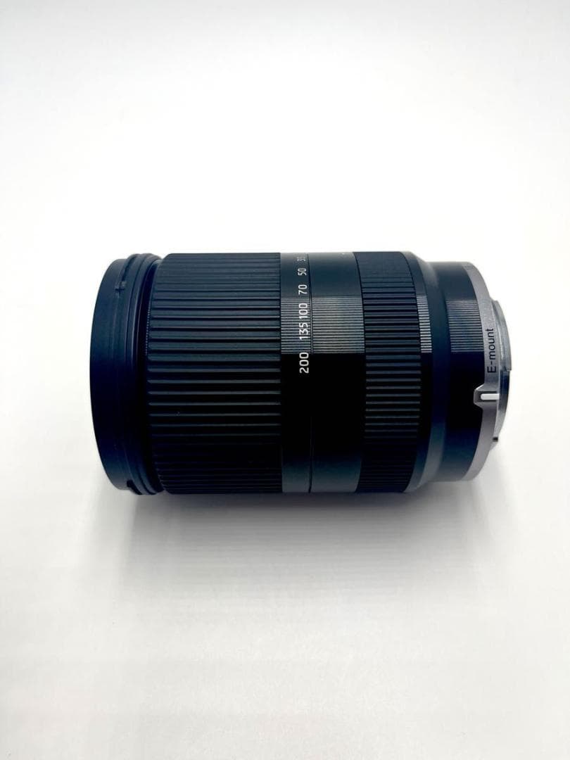 タムロン　18-200mm F3.5-6.3 DiIII VC ソニーEマウント