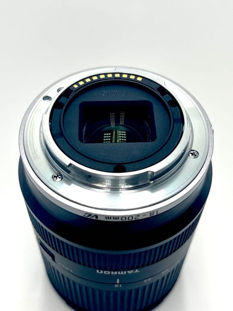タムロン　18-200mm F3.5-6.3 DiIII VC ソニーEマウント